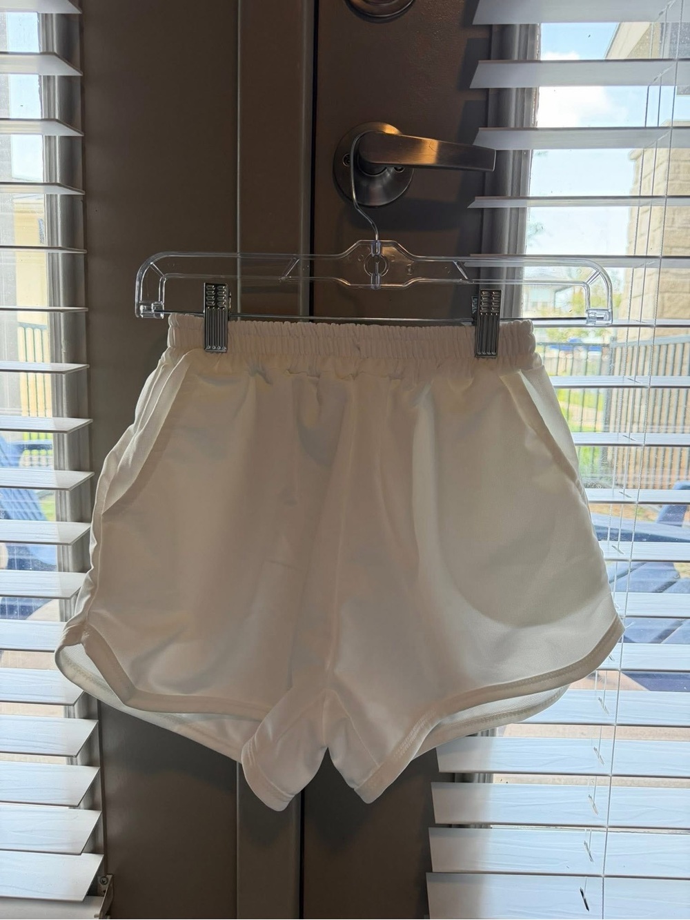 SHEIN White Elastic-Waist Women's Athletic Shorts